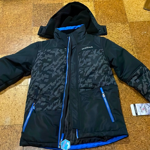 Boys Swiss Alps winter jacket - Picture 1 of 3